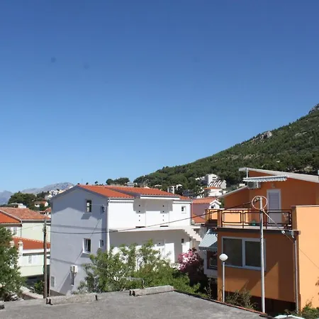 Apartments With A Parking Space Baska Voda, Makarska - 6773 *