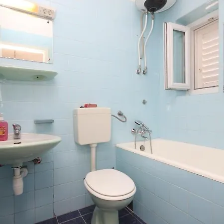 Apartment Apartments With A Parking Space Baska Voda, Makarska - 6773 *