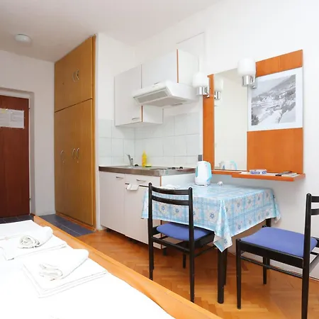 Apartments With A Parking Space Baska Voda, Makarska - 6773 Apartment