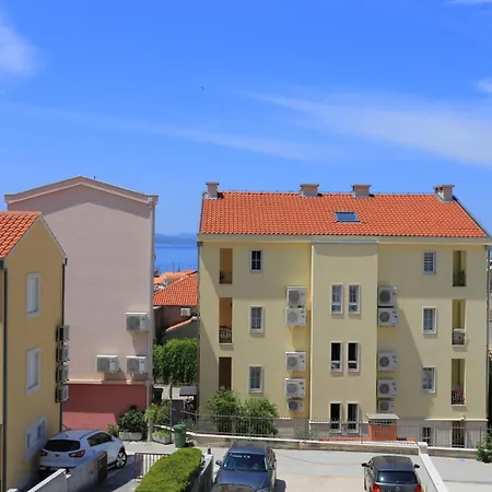 Apartments With A Parking Space Baska Voda, Makarska - 6773 Apartment *