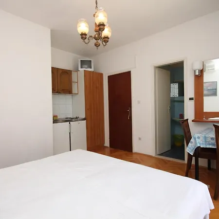 Apartments With A Parking Space Baska Voda, Makarska - 6773 Apartment